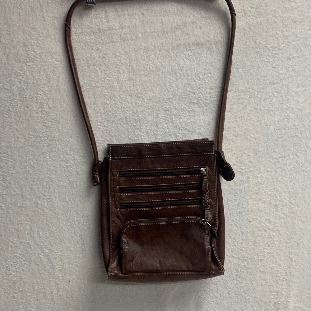Elegant Brown Leather Messenger Bag for Men